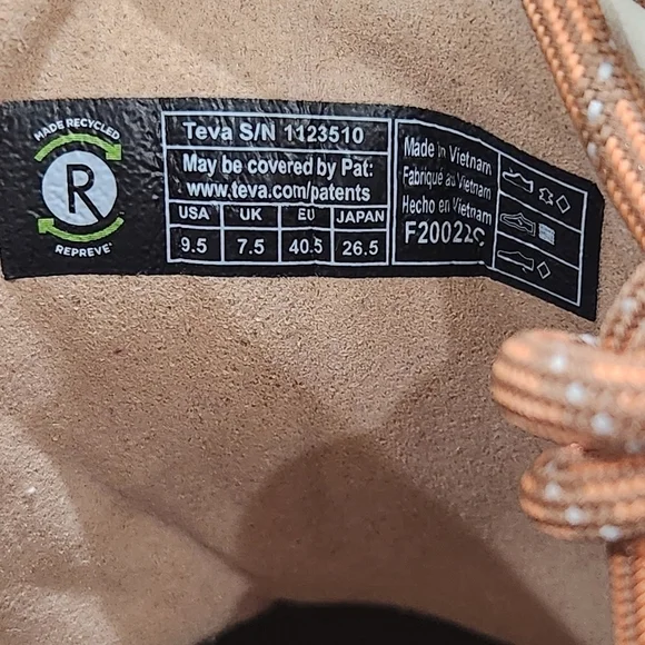 TEVA Women's Midform Boot - Water Resistant White Swan US Women's 9.5 NWOT - Picture 8 of 8